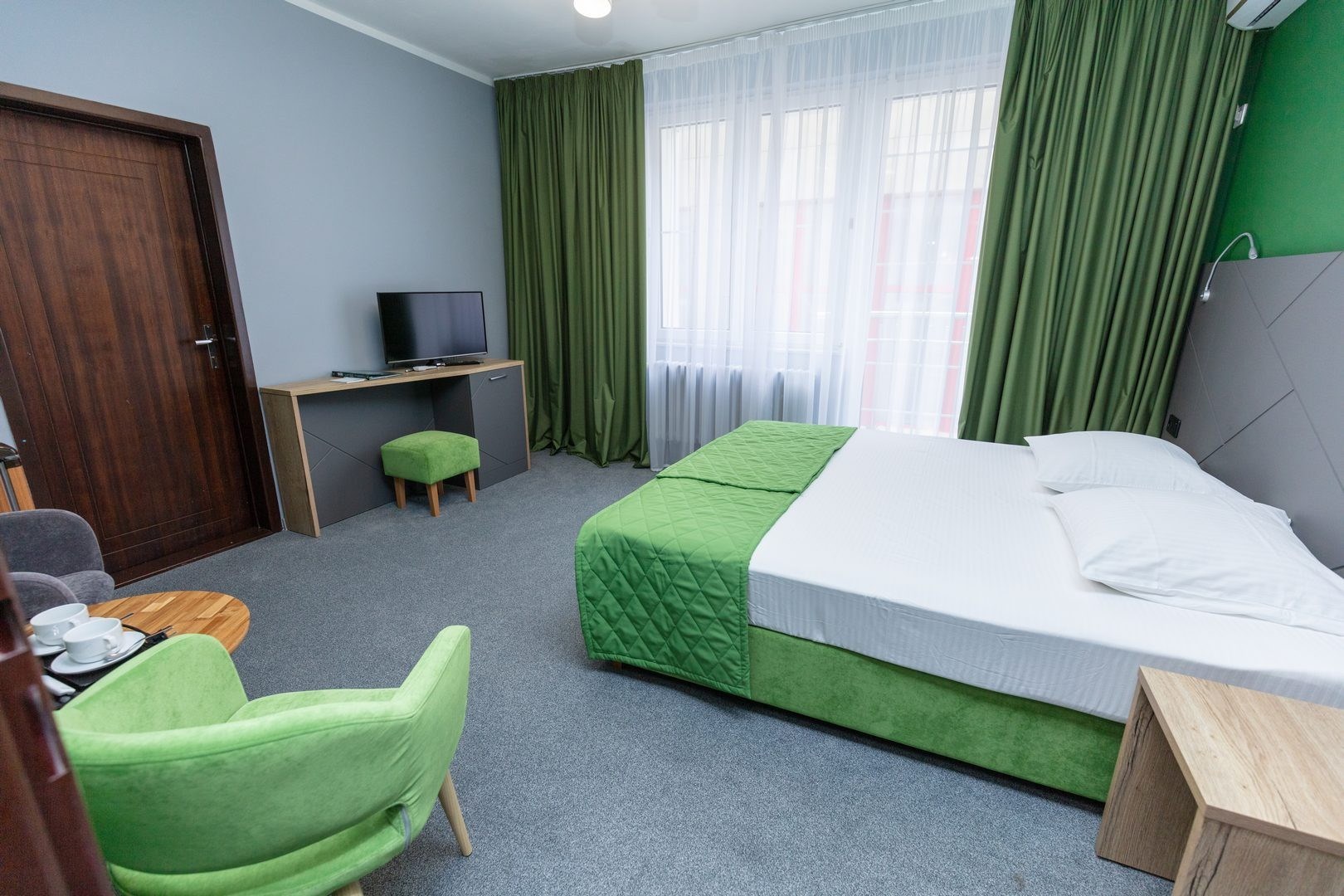 Первая категория однокомнатный двухместный в Витязь