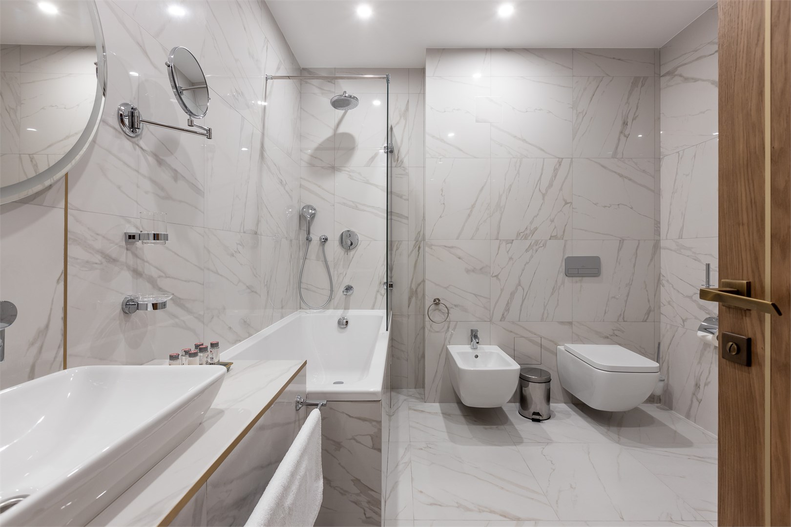 Супериор в Azimut Сити Отель Тула