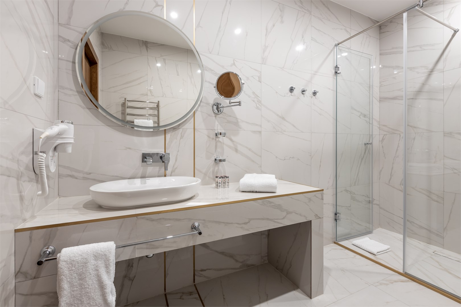 Супериор в Azimut Сити Отель Тула