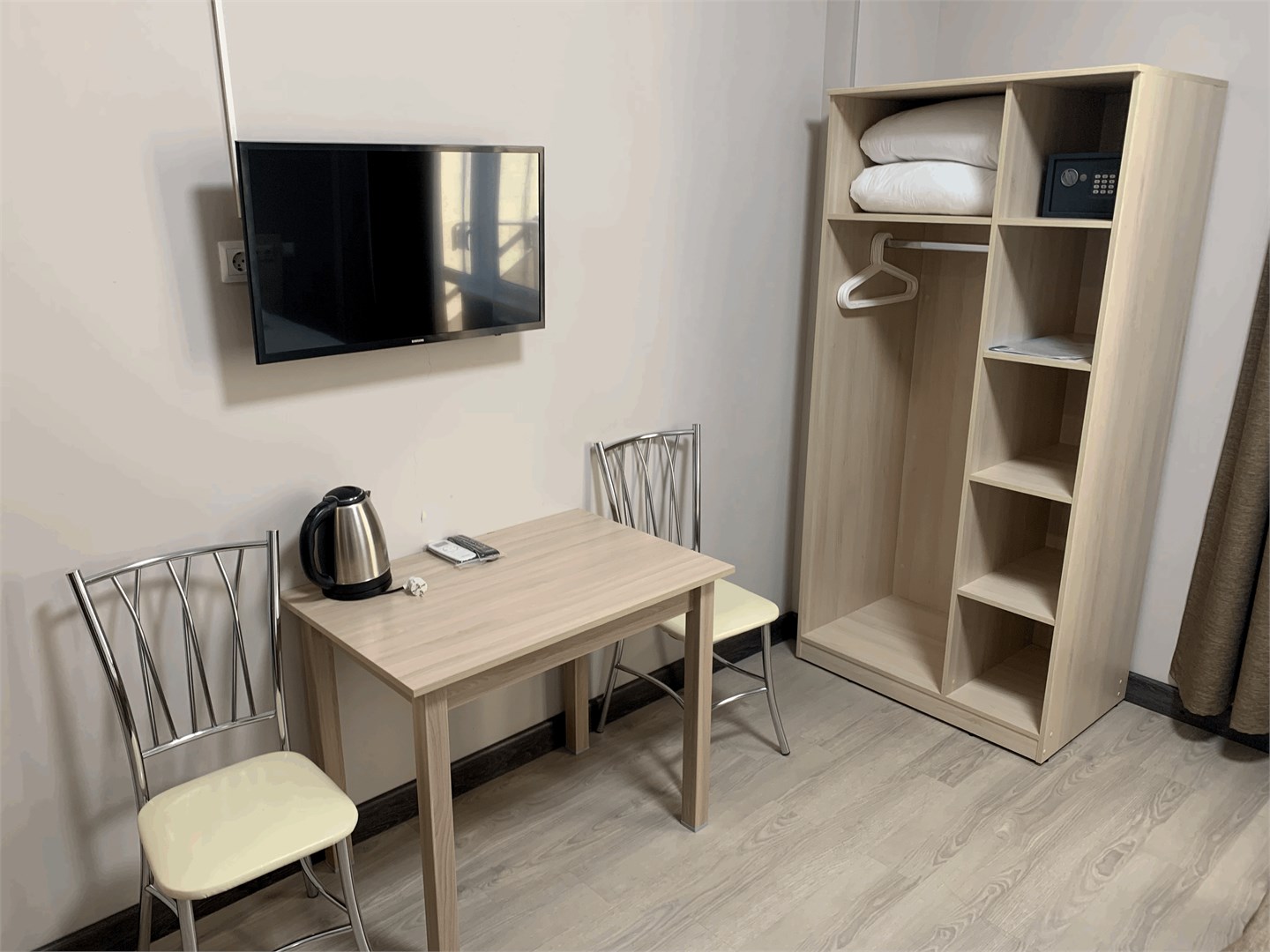 Стандарт с 2 раздельными  без завтрака в Черноморская Звезда