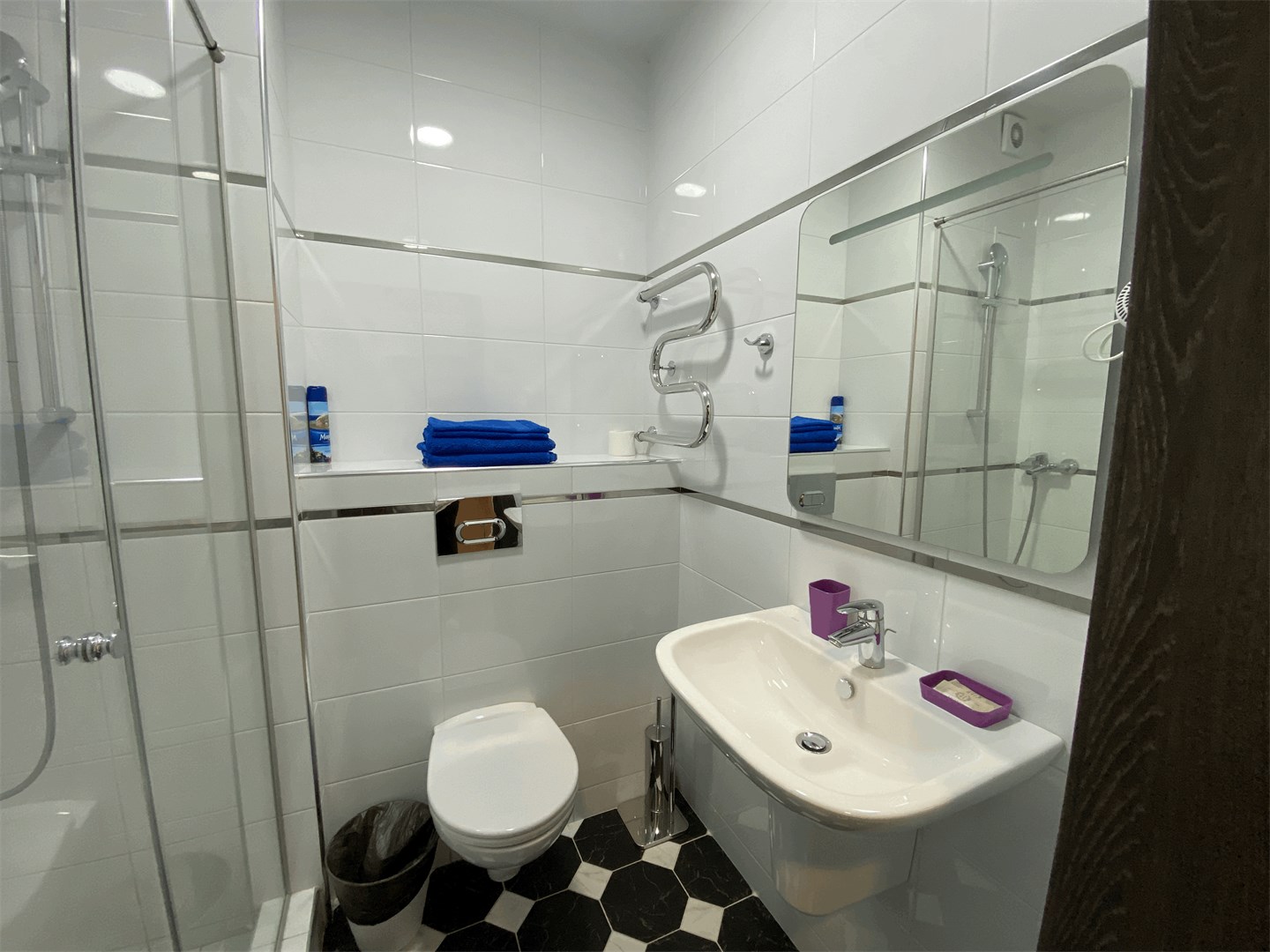 Стандарт с 2 раз-ми кр-vb без балкона ,без завтрака и без бассейна в Черноморская Звезда