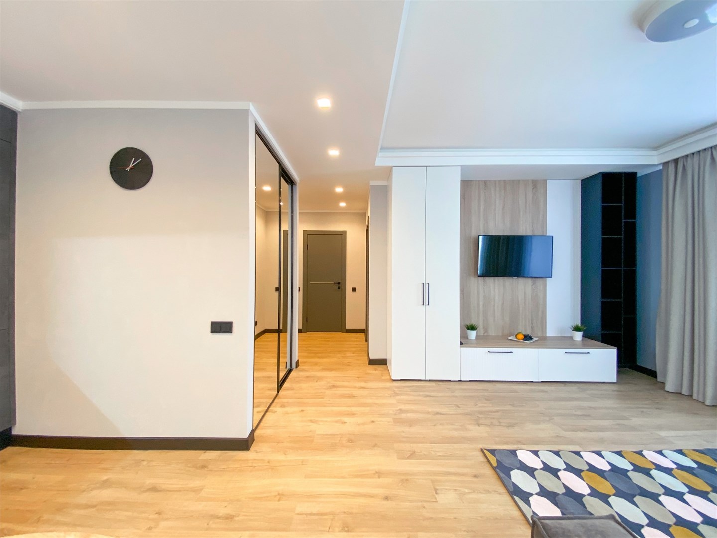 Апартаменты со спальней в Nova