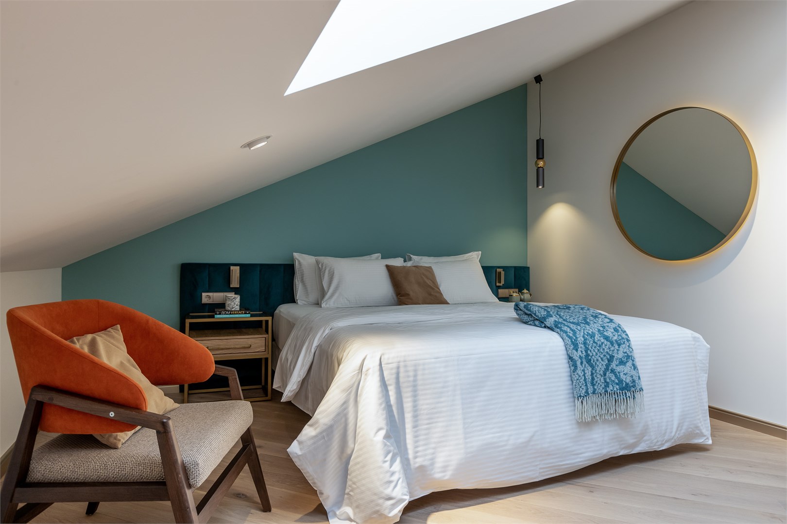 Стандартный номер мансардный в Azimut Сити Отель Тула