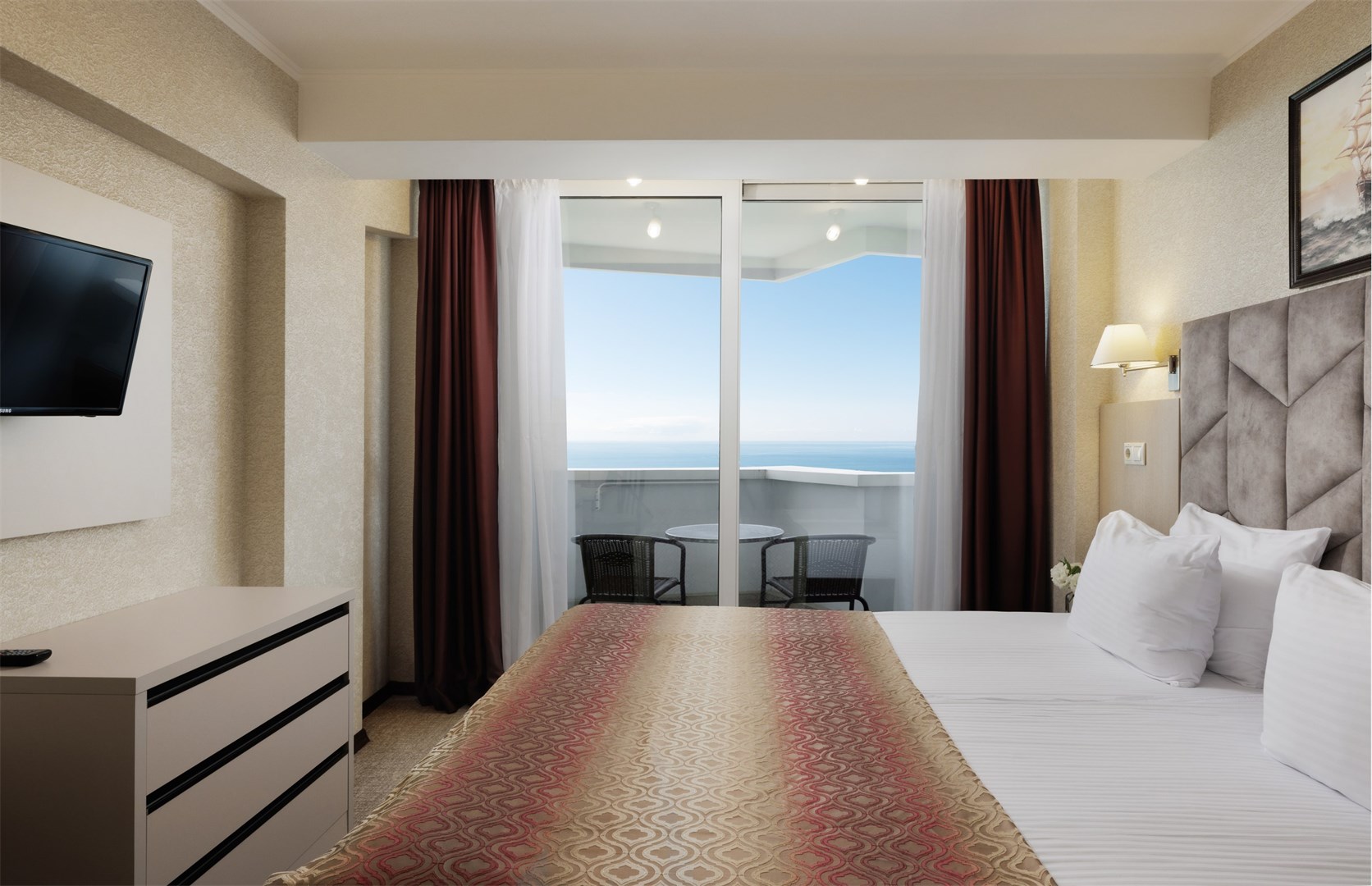Люкс в Sea galaxy hotel congress&SPA