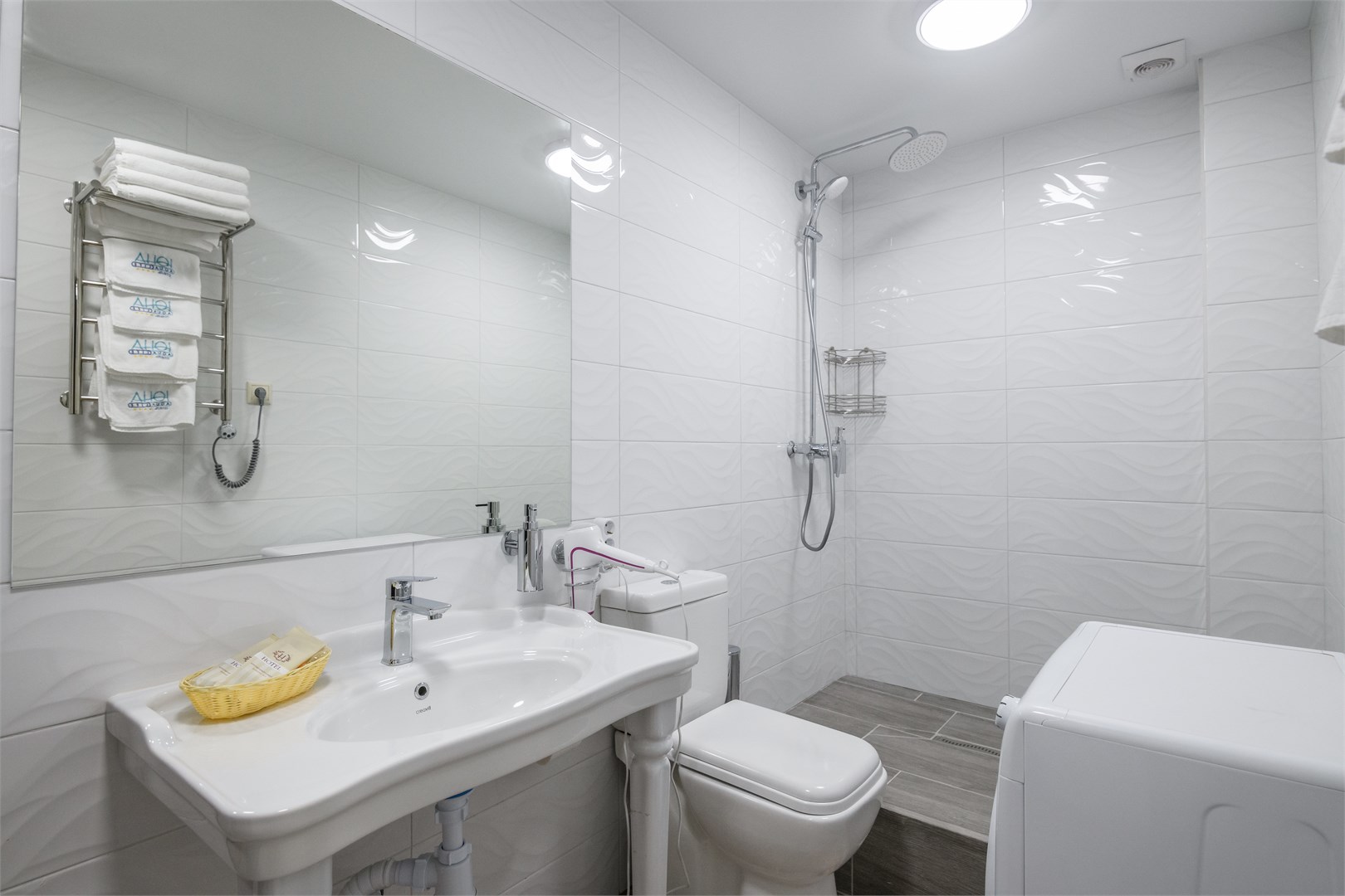 Студио в Юна Аqua Life