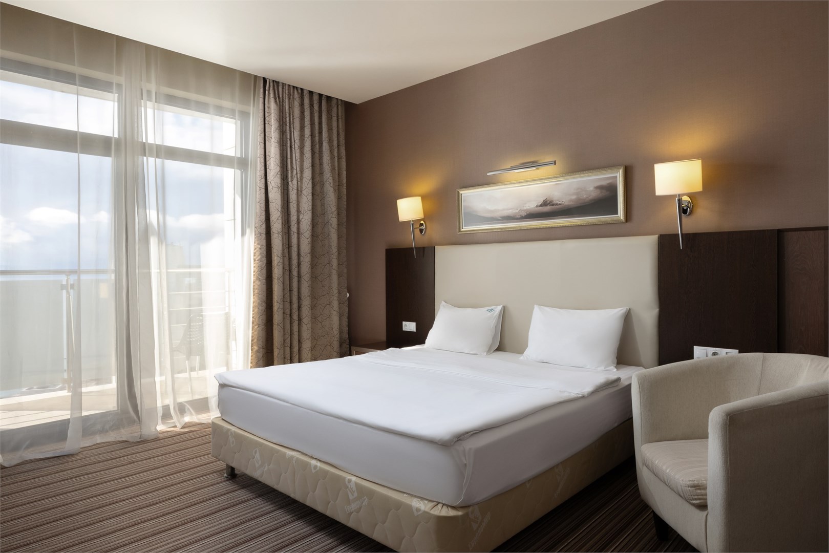 Стандарт 1-местный c балконом (Олимп) в AZIMUT Здоровье Мыс Видный