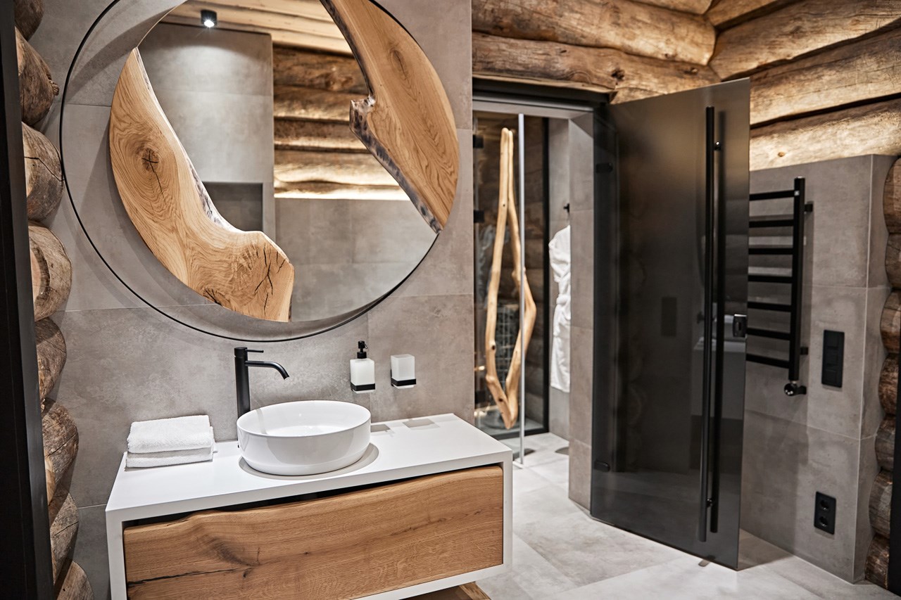 Коттедж «Серый Кардинал» в Царство-Королевство