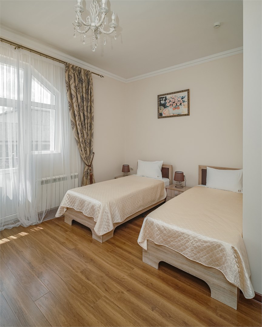 Номер стандарт с двумя раздельными кроватями в Kristi