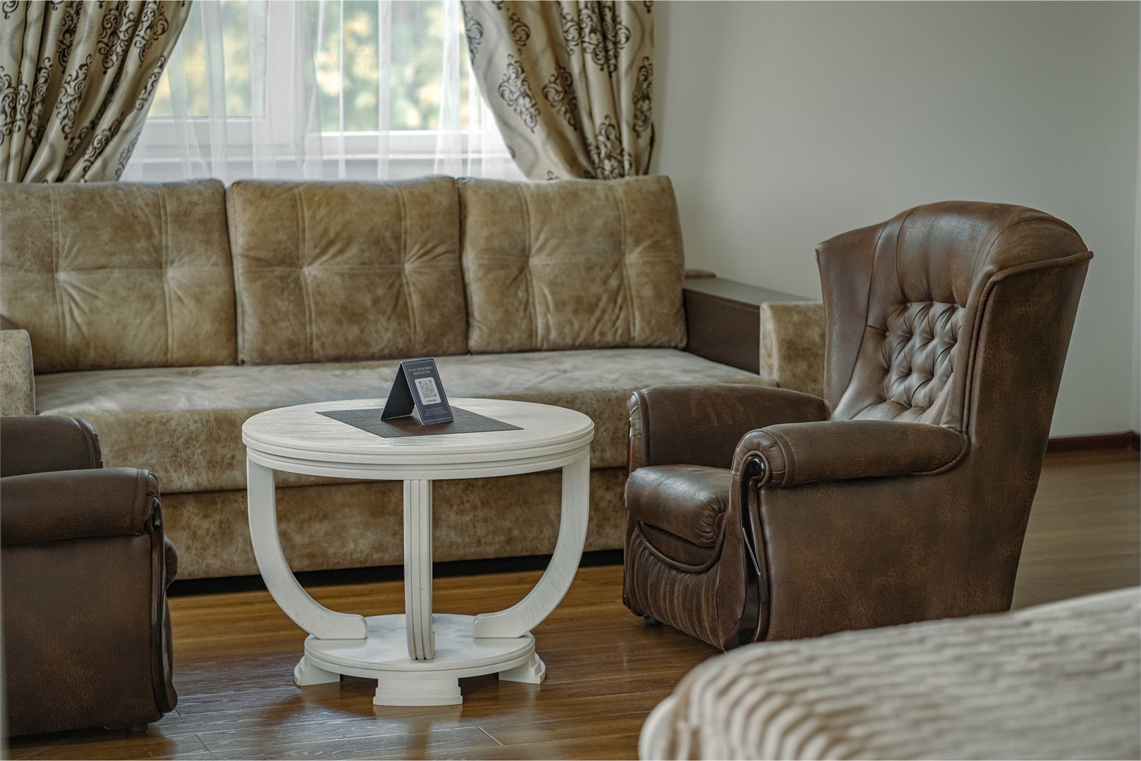 Сьюит с балконом в Kristi