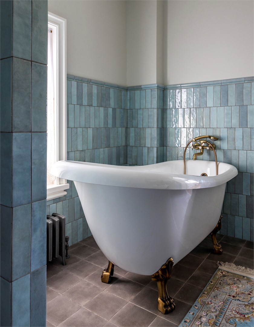 Люкс с кроватью размера «king-size» в Пестово подворье