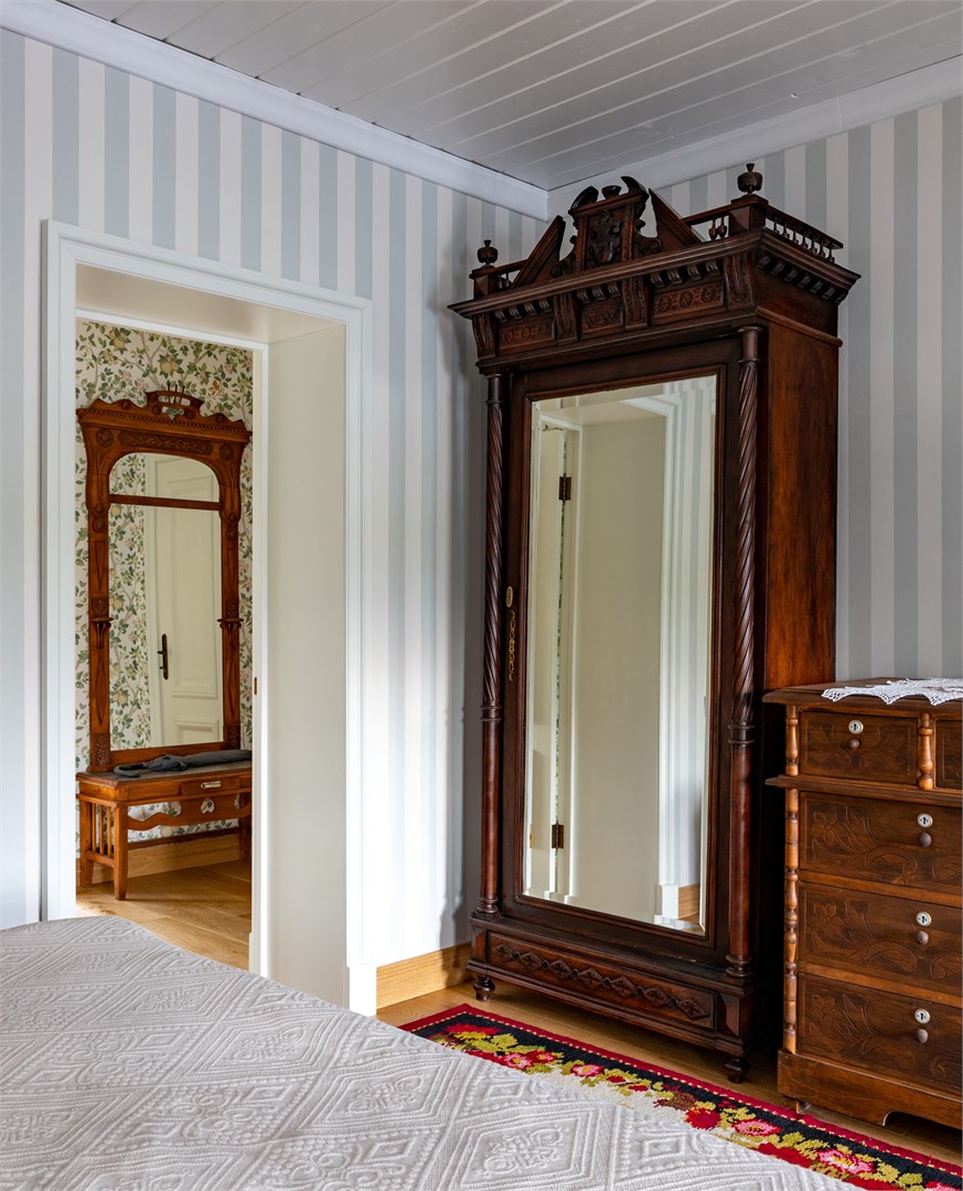 Суперлюкс с кроватью размера "king-size" в Пестово подворье