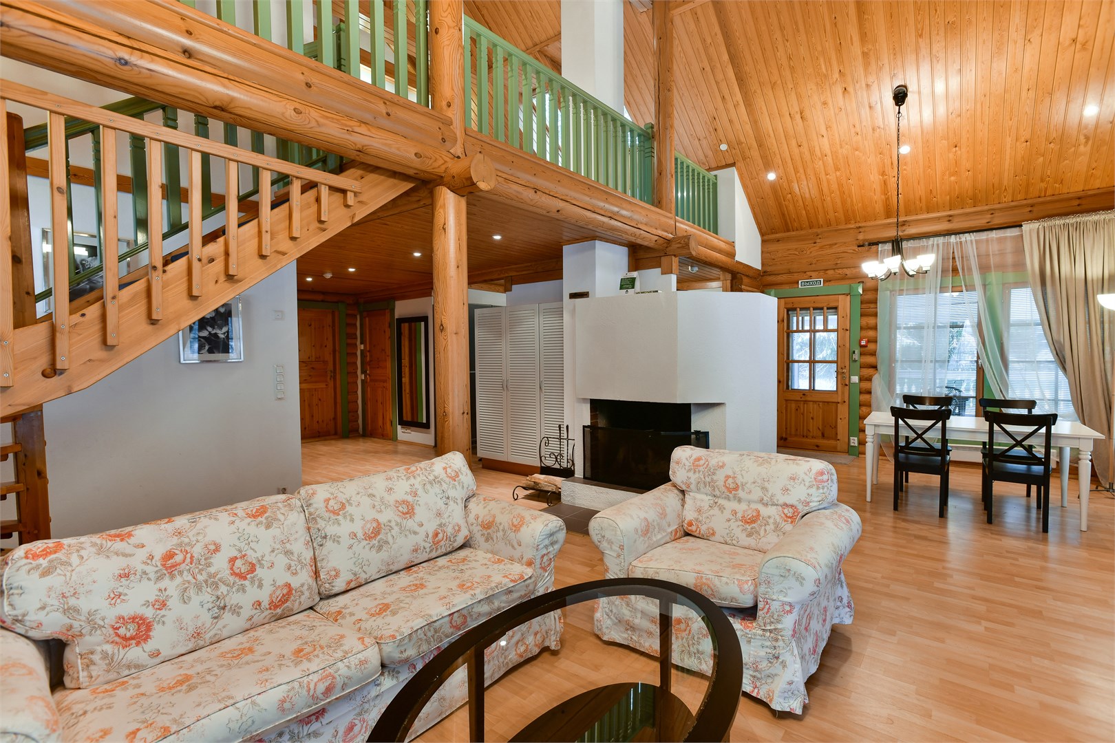 Коттедж для 6 гостей, двухэтажный со вторым светом в Moscow country club