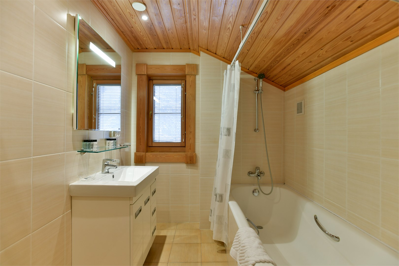 Коттедж для 8 гостей, двухэтажный в Moscow country club