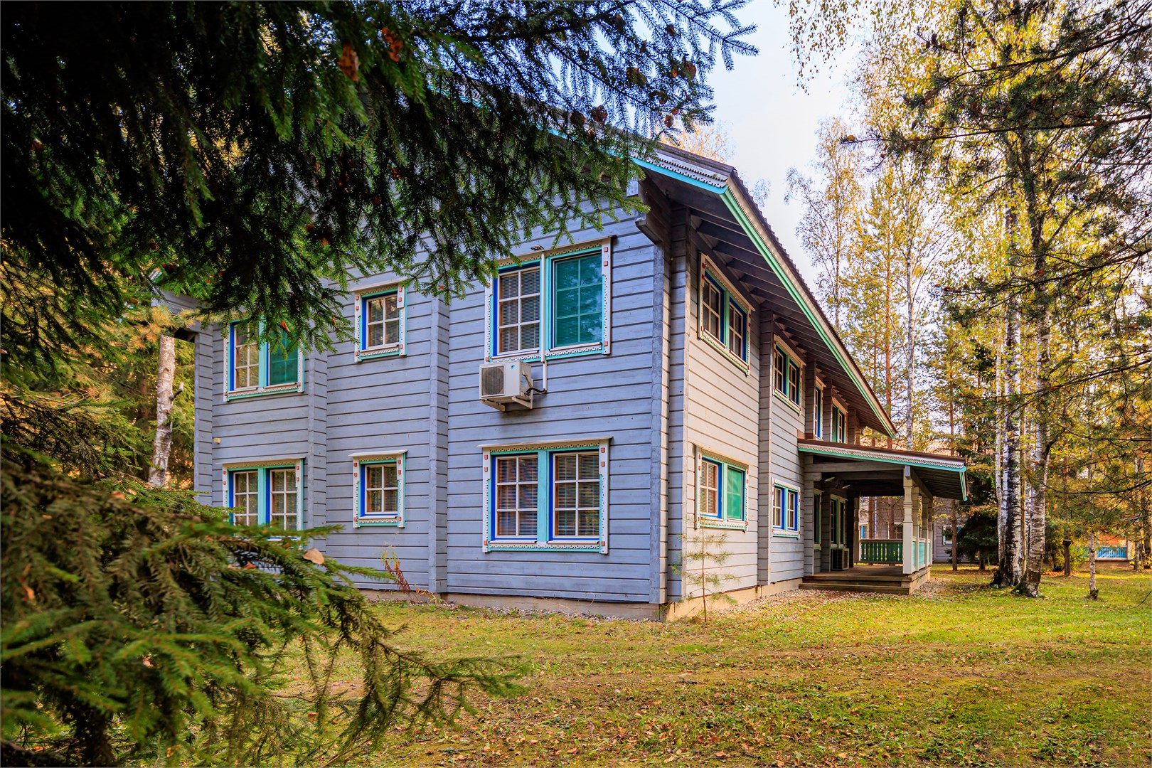 Коттедж для 8 гостей, двухэтажный в Moscow country club