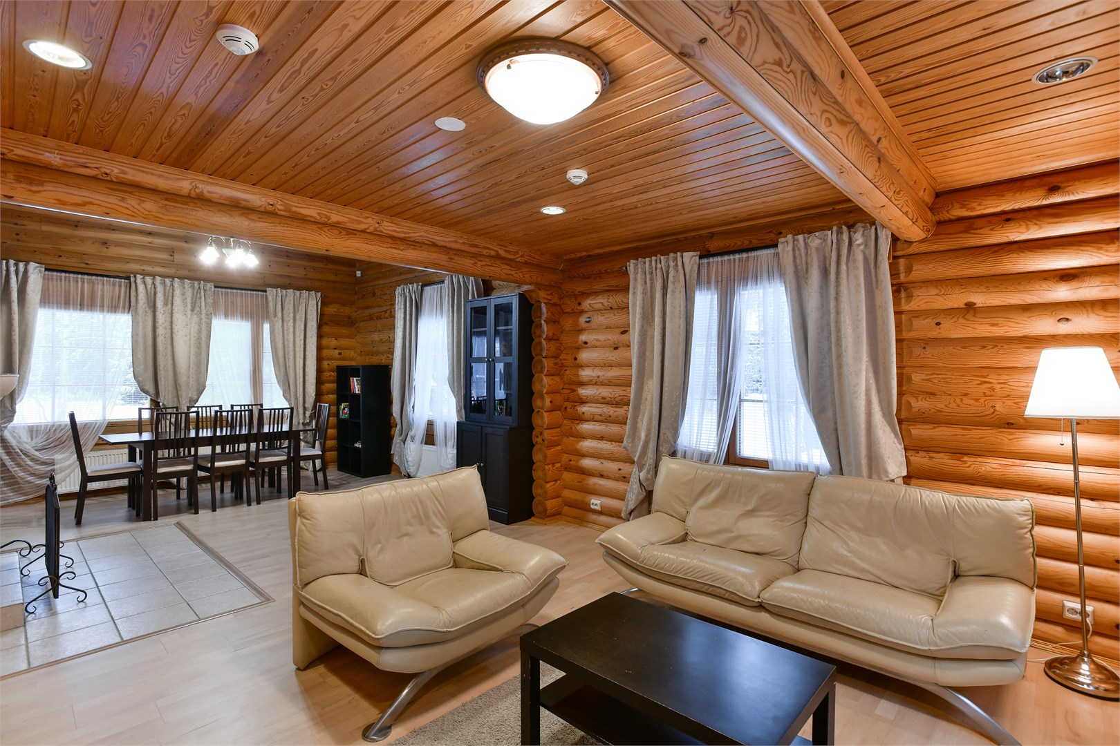 Коттедж для 10 гостей, двухэтажный со вторым светом в Moscow country club