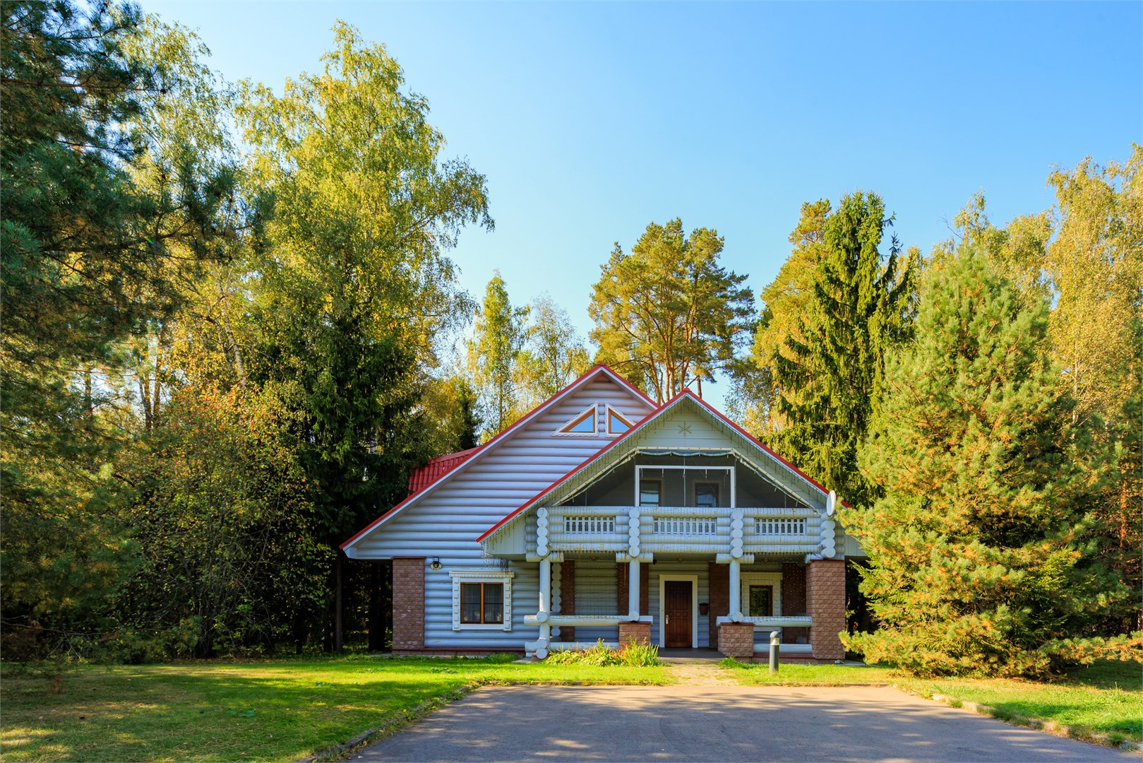 Коттедж для 10 гостей, трехэтажный с третьим светом в Moscow country club