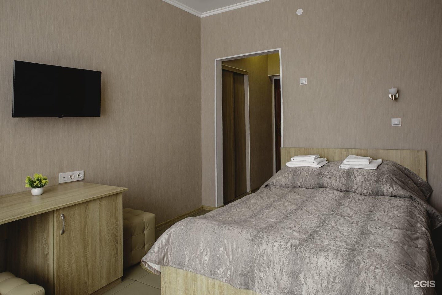 Стандартный улучшенный номер с 2-спальной кроватью в Голицыно