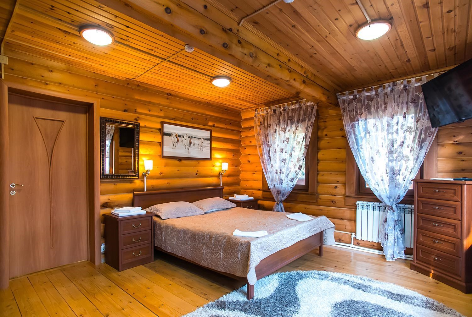 Коттедж №3/1 Двухэтажный коттедж с отдельным входом в Горное озеро