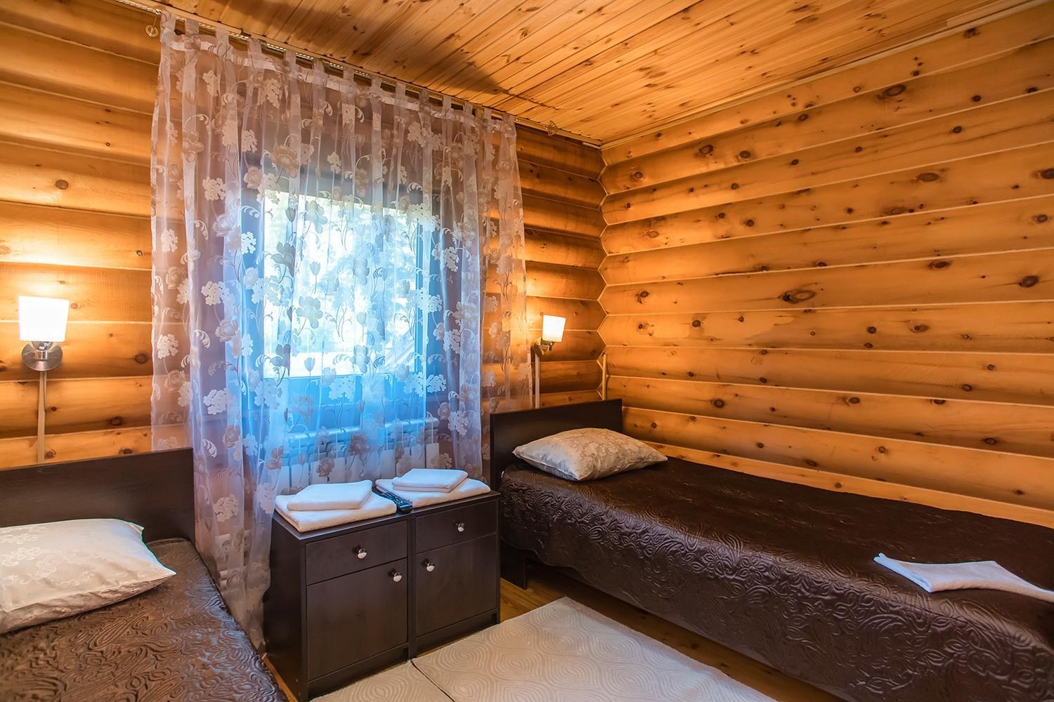 Коттедж №3/1 Двухэтажный коттедж с отдельным входом в Горное озеро