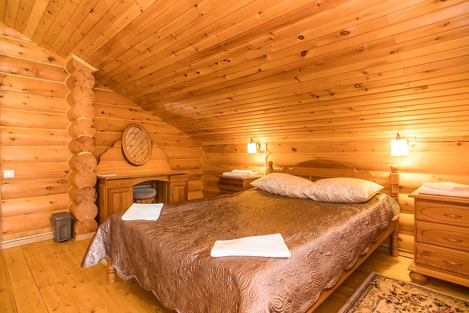 Коттедж №3/2 Двухэтажный коттедж с отдельным входом в Горное озеро