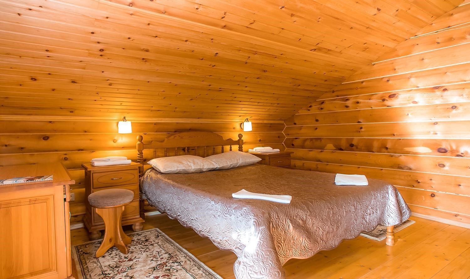 Коттедж №3/2 Двухэтажный коттедж с отдельным входом в Горное озеро