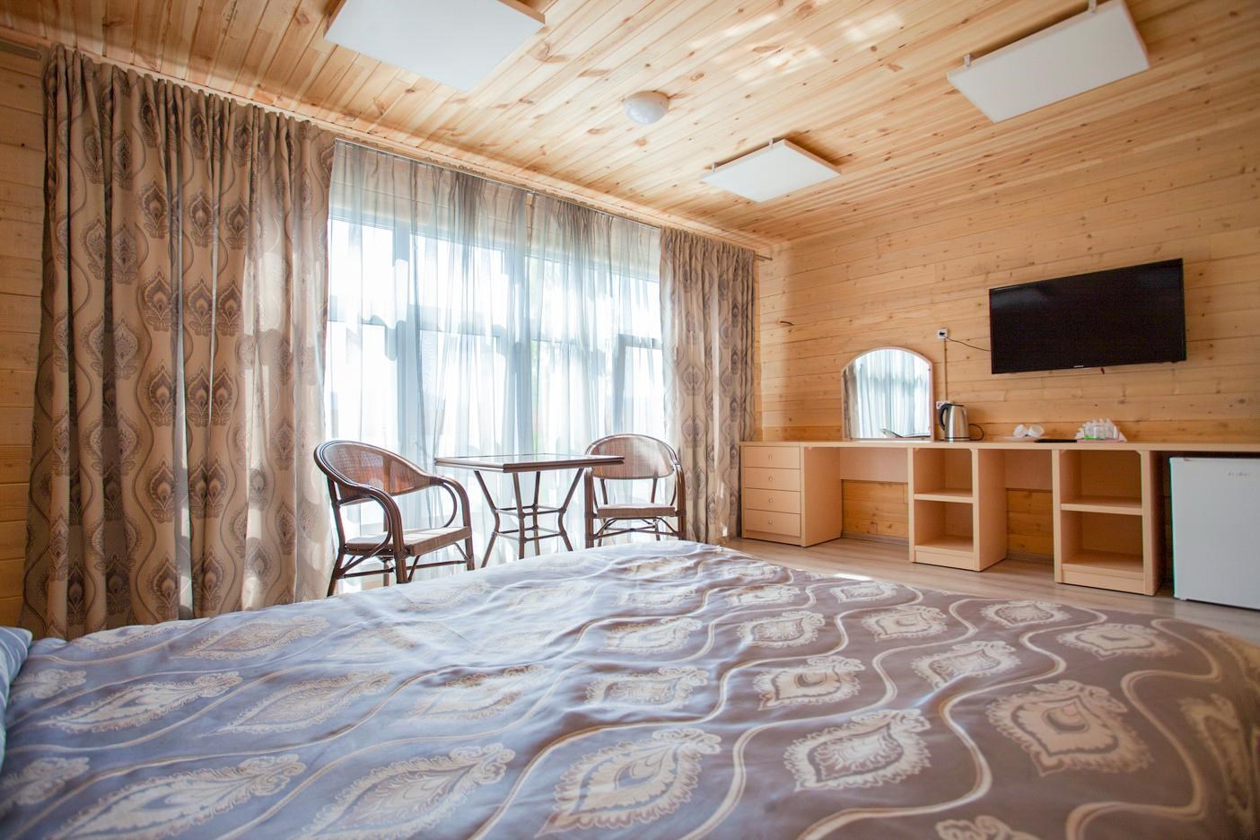 Домики на ул. Телецкая: 8, 9, 10, 11, 12, 13, 14, 15, 16, 17, 18 в Горное озеро