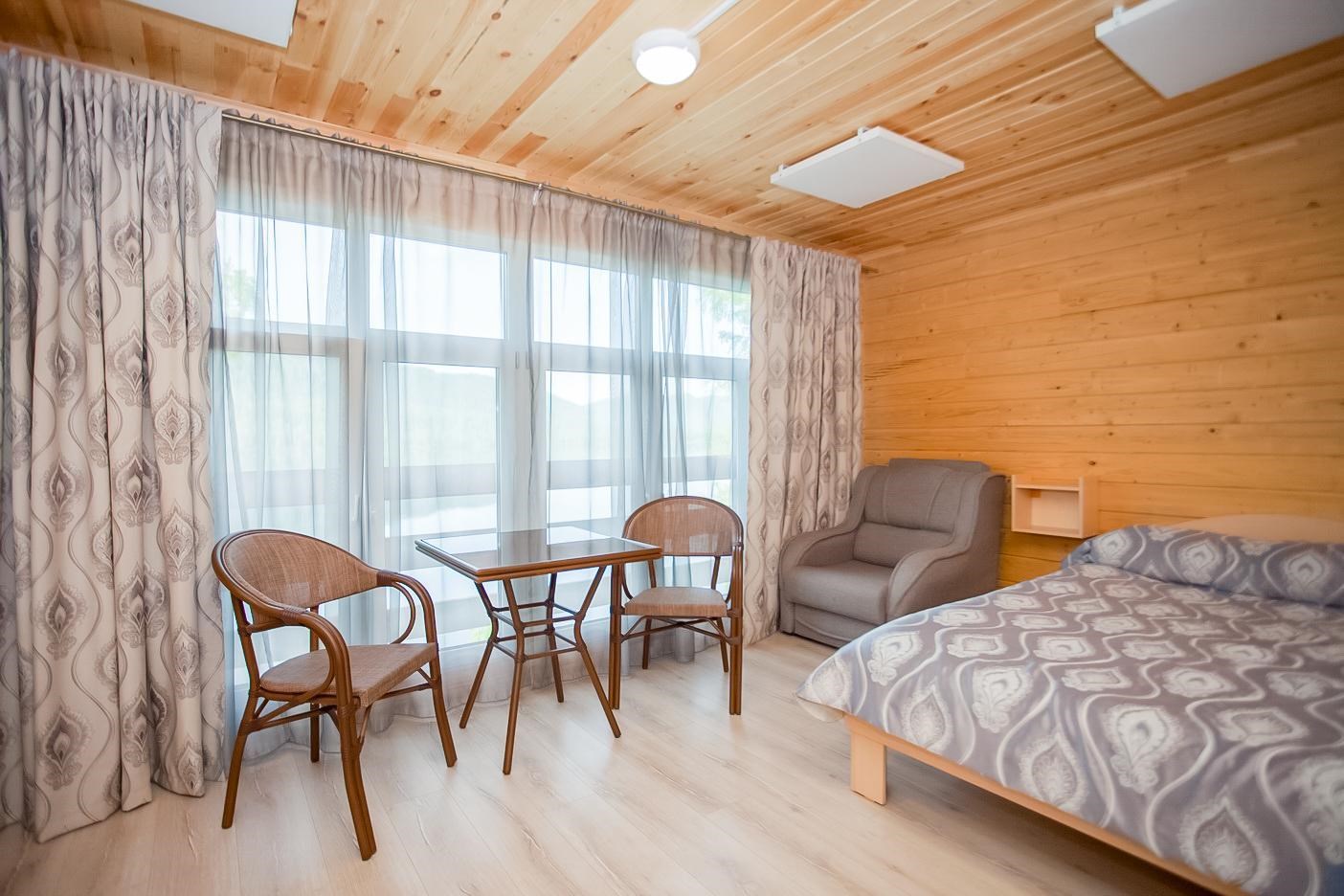 Домики на ул. Телецкая: 8, 9, 10, 11, 12, 13, 14, 15, 16, 17, 18 в Горное озеро