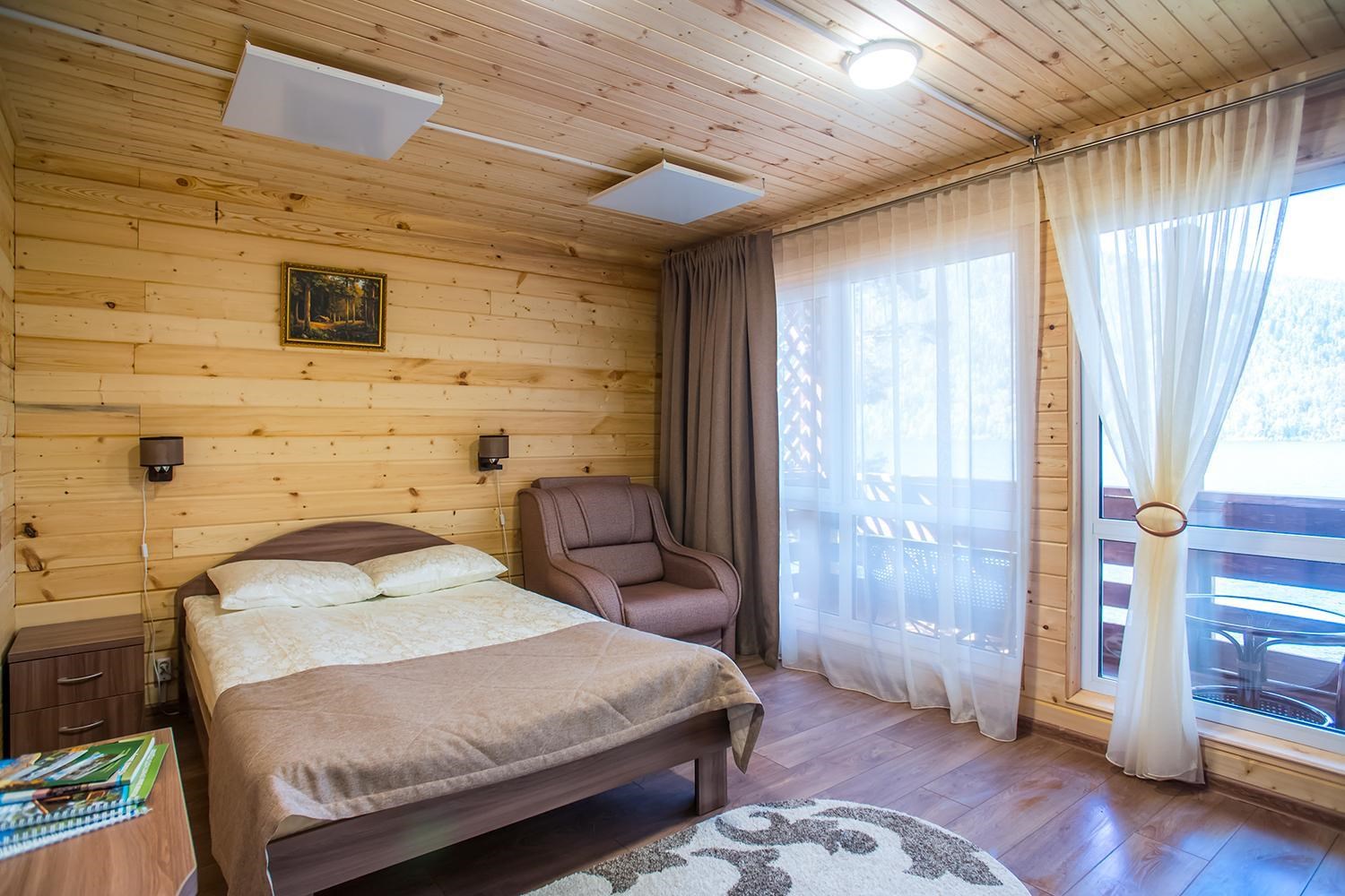 Домики на ул. Телецкая: 1,2,3,4,5,6,7 в Горное озеро