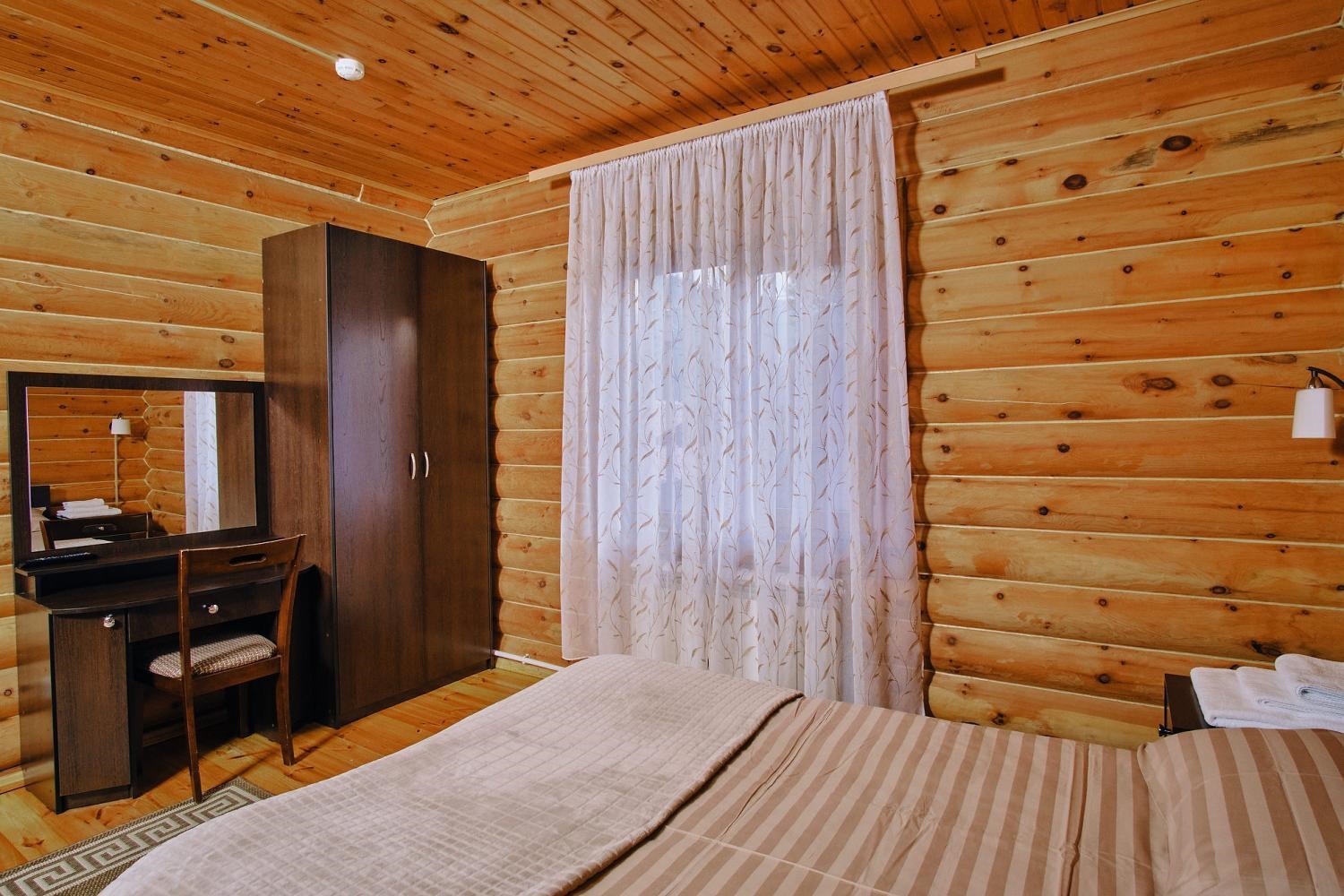 Коттедж №2/1 Двухэтажный коттедж с отдельным входом в Горное озеро