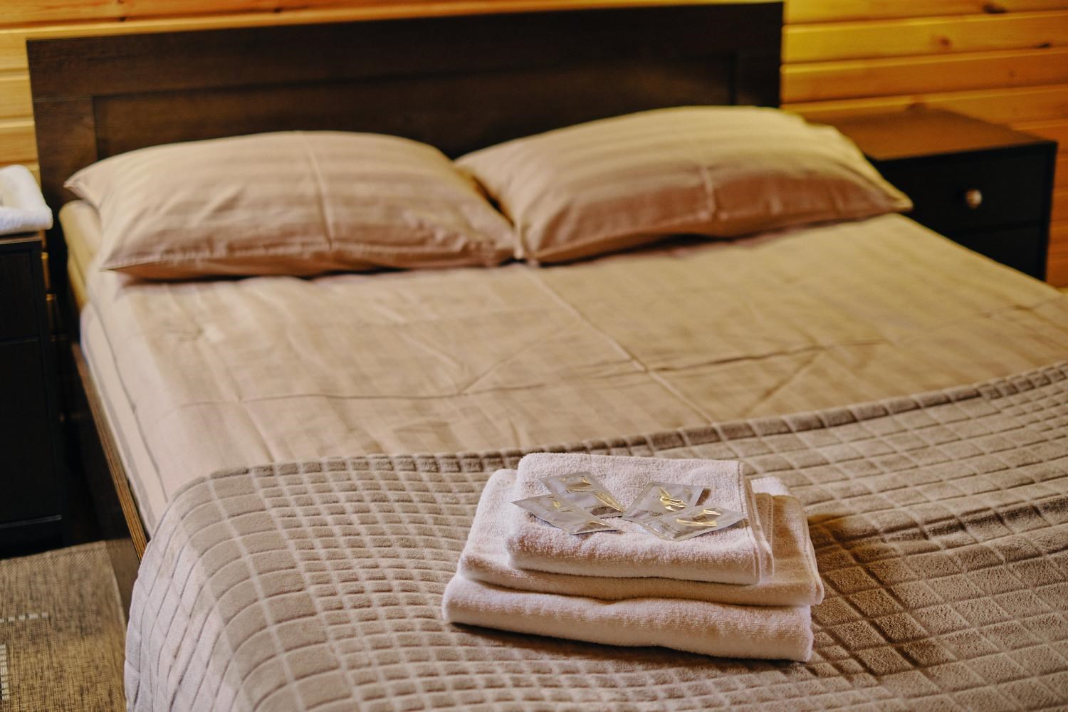 Коттедж №2/2 Двухэтажный коттедж с отдельным входом в Горное озеро