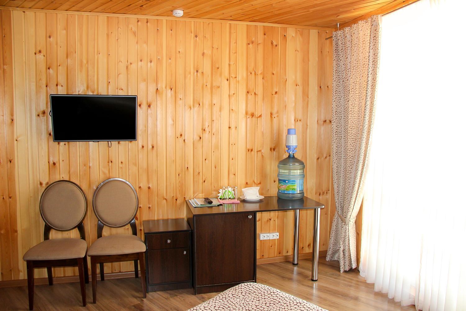 Корпус №2 QDTPL Четырехместный номер с тремя кроватями в Горное озеро