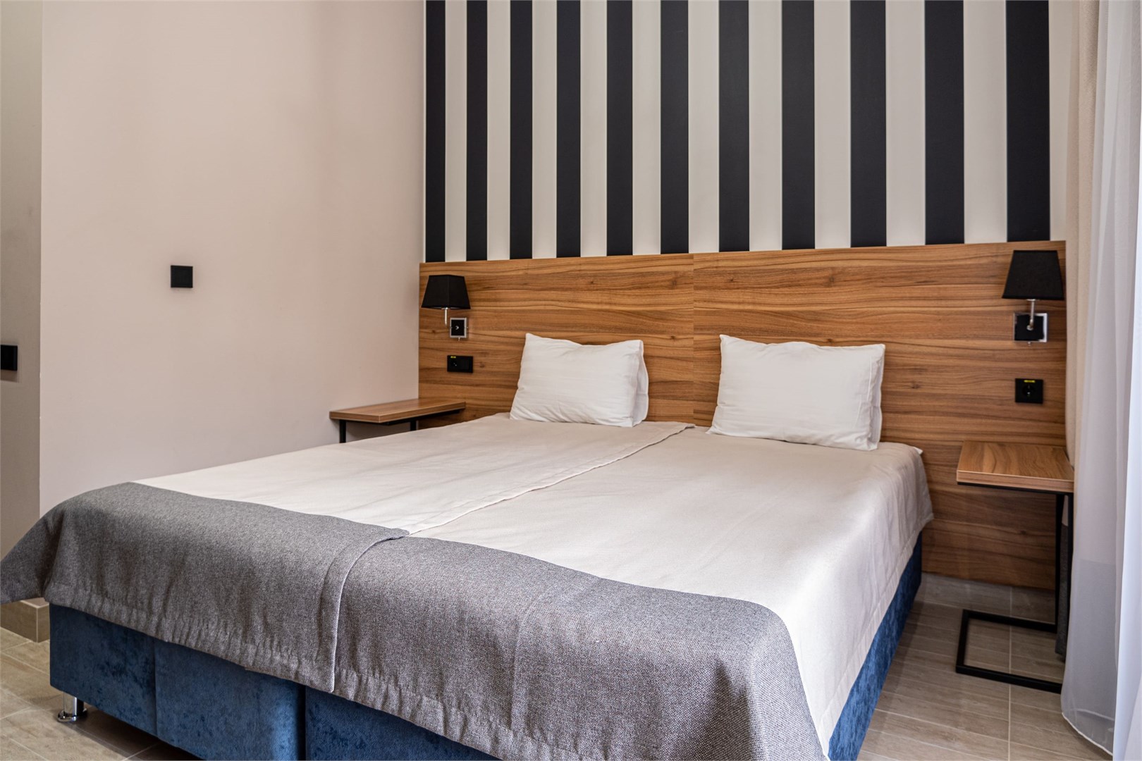 Стандарт с двуспальной в Китеж