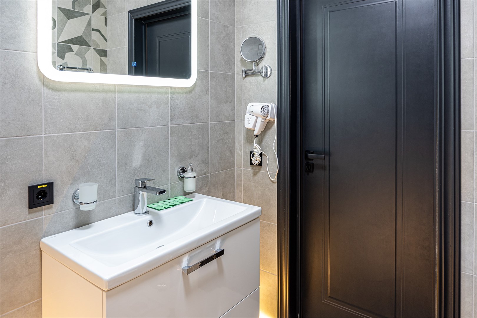 Полулюкс (3 места) в Китеж