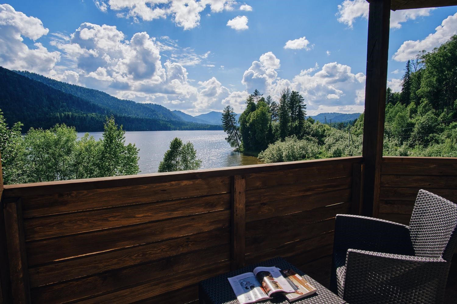 Корпус №3 на ул. Кедровая №1 в Горное озеро