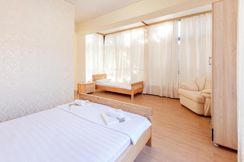 Улучшенный семейный номер в Колибри Beach