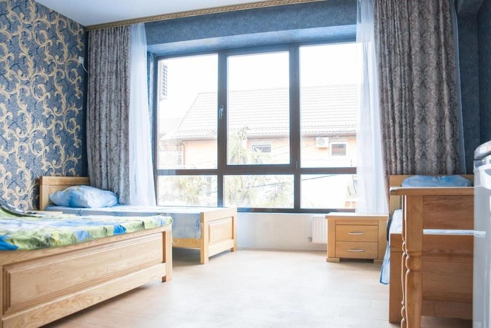 Улучшенный четырёхместный номер в Колибри Beach