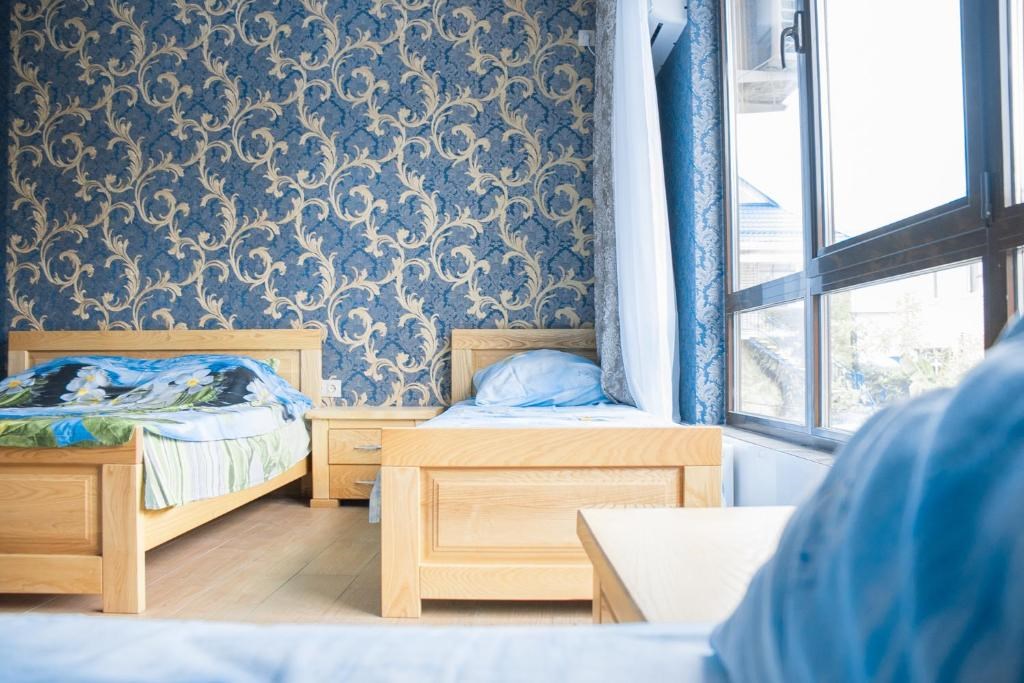 Улучшенный четырёхместный номер в Колибри Beach