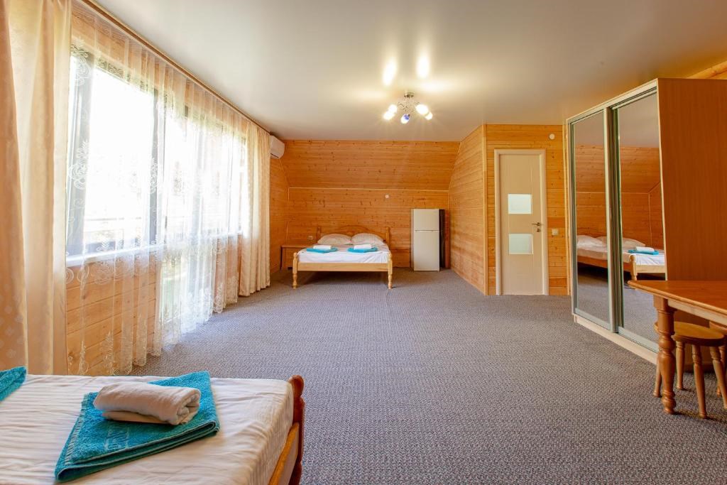 Семейный номер с балконом в Колибри Beach