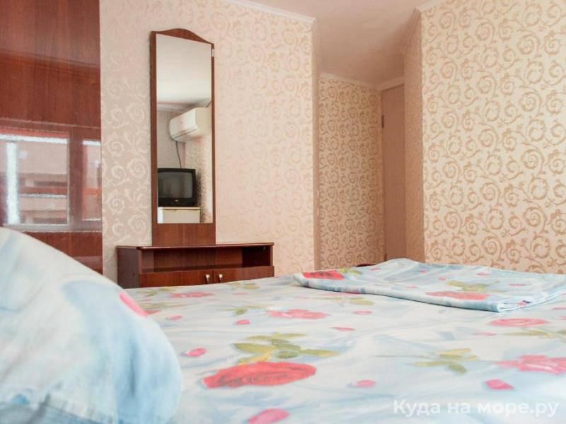 Двухместный номер эконом-класса с общей ванной комнатой. в Колибри Beach