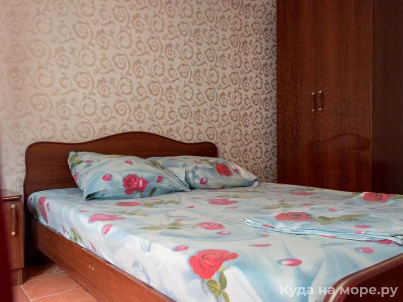 Двухместный номер эконом-класса с общей ванной комнатой. в Колибри Beach