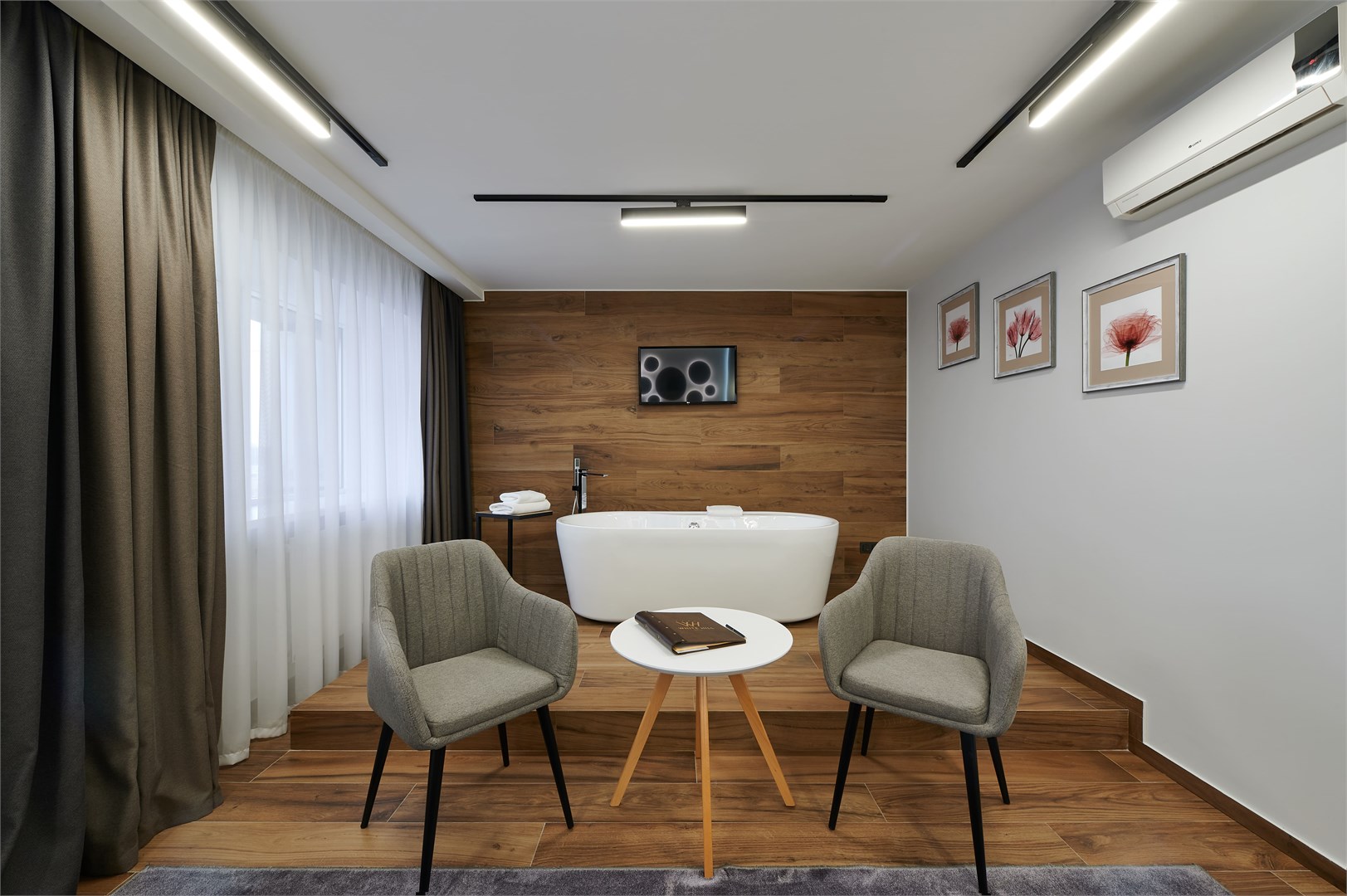 Полулюкс с ванной в White Hill Hotel