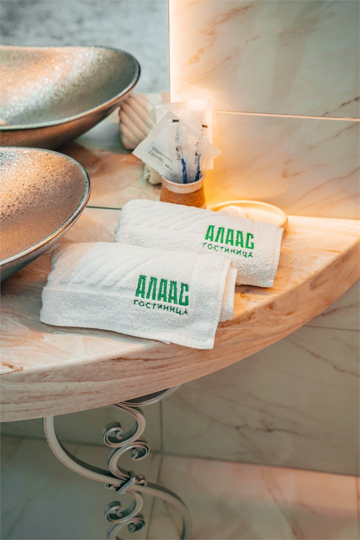 Номер категории ВИП в Алаас