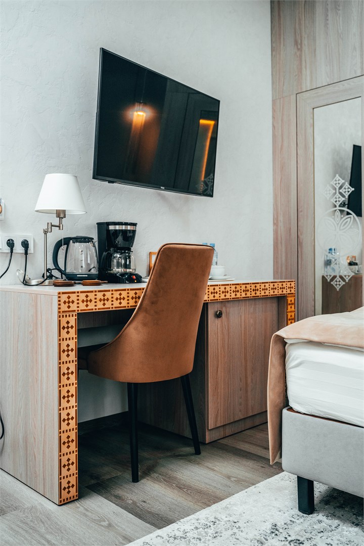 Номер категории ВИП в Алаас