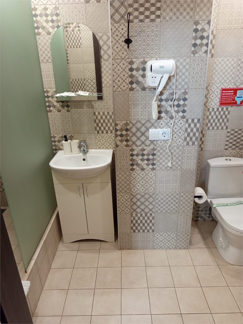 Двухместный номер с двуспальной кроватью и двумя доп.креслами в Объект 784