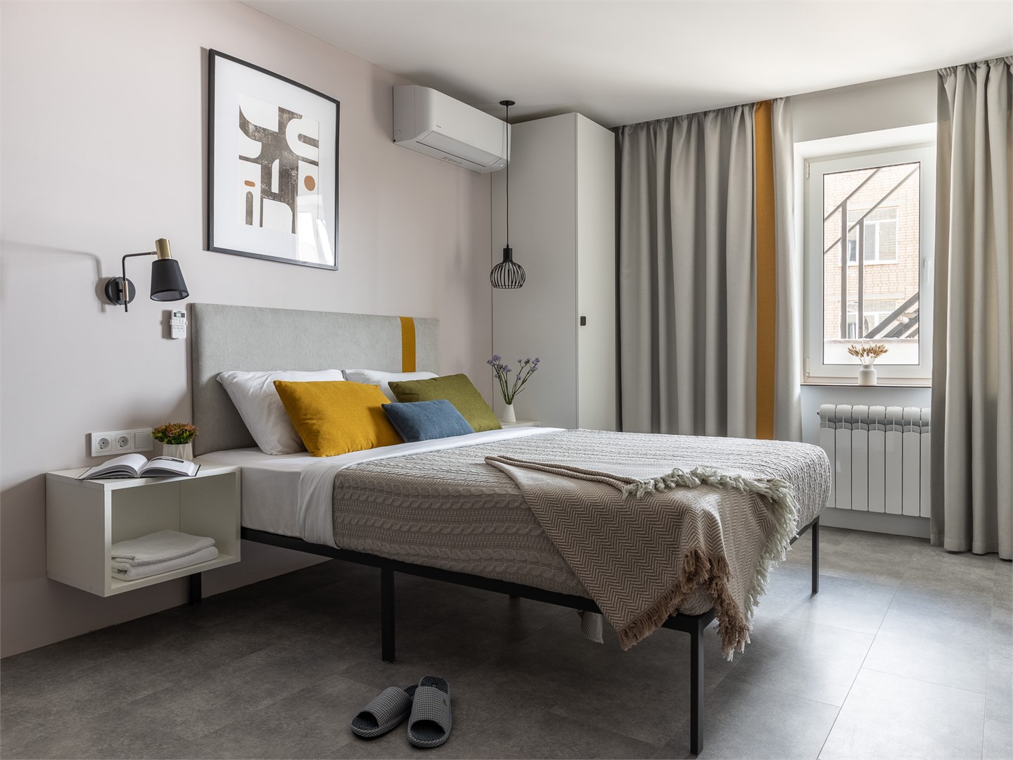 Студия с одной большой кроватью в Apartments&Hotel Trend