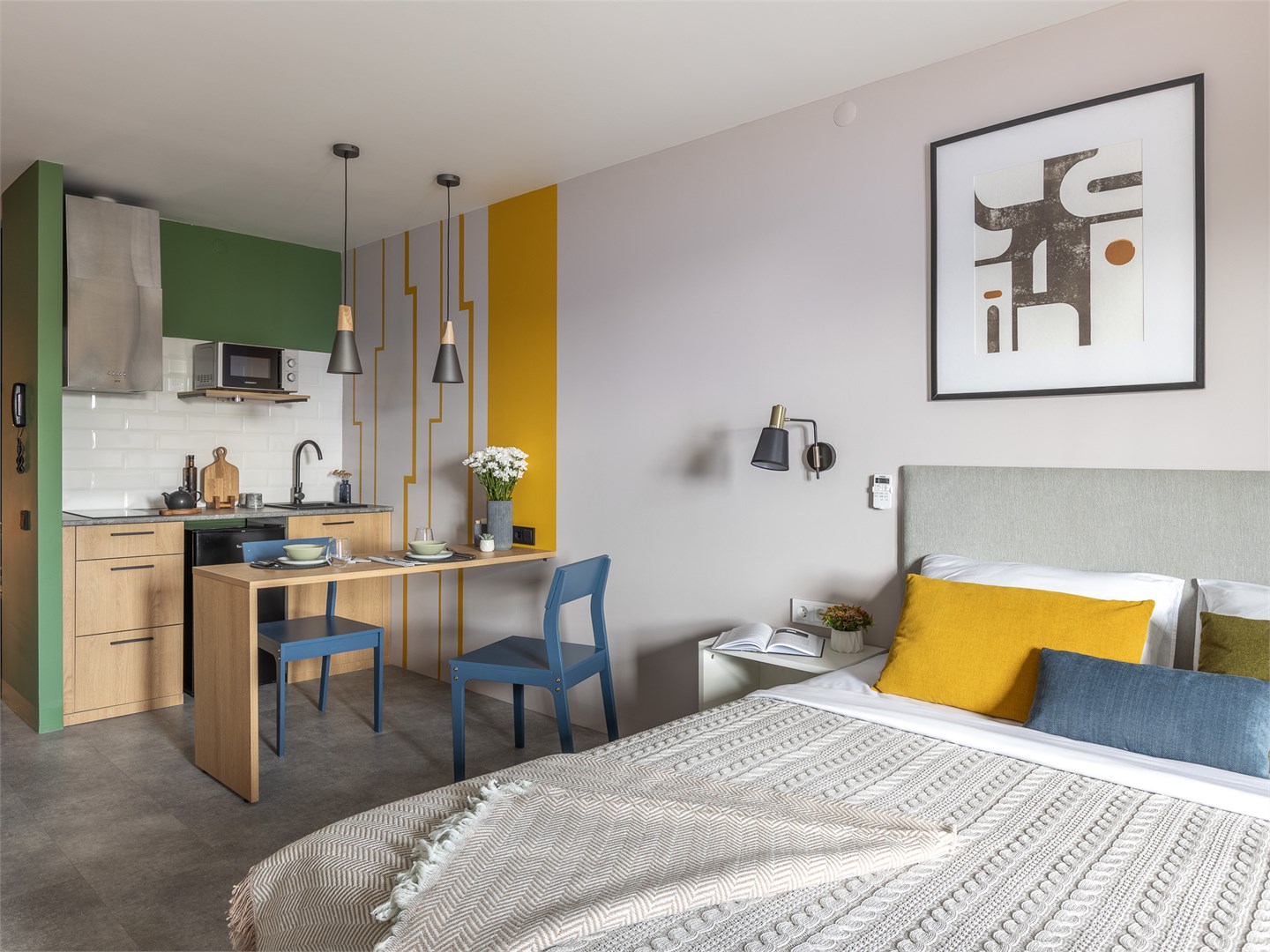 Студия с одной большой кроватью в Apartments&Hotel Trend