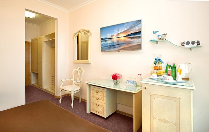 Стандарт 1-местный улучшенный плюс 2 корпус основная территория в Октябрьский