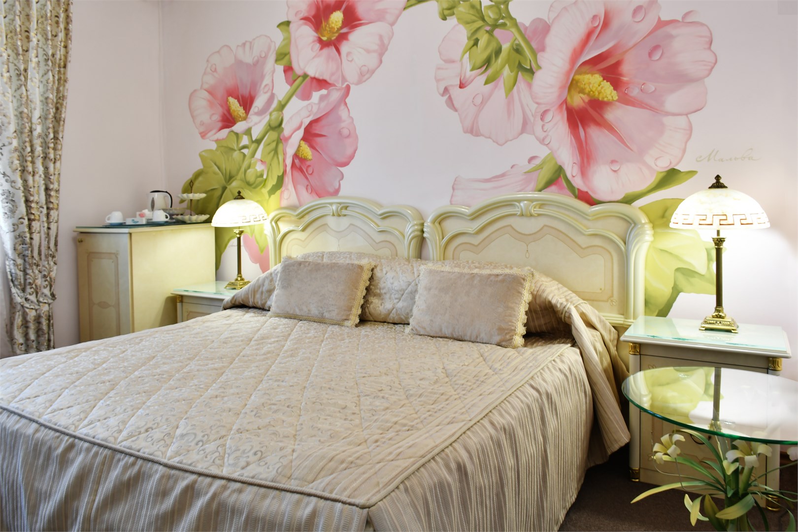 Стандарт 2-местный улучшенный плюс 2 корпус основная территория в Октябрьский