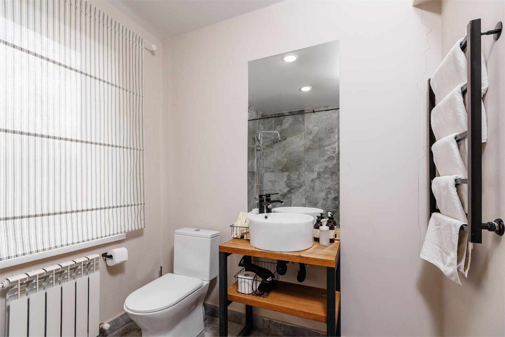 Семейный базовый номер с видом на озеро в Шесть Озер