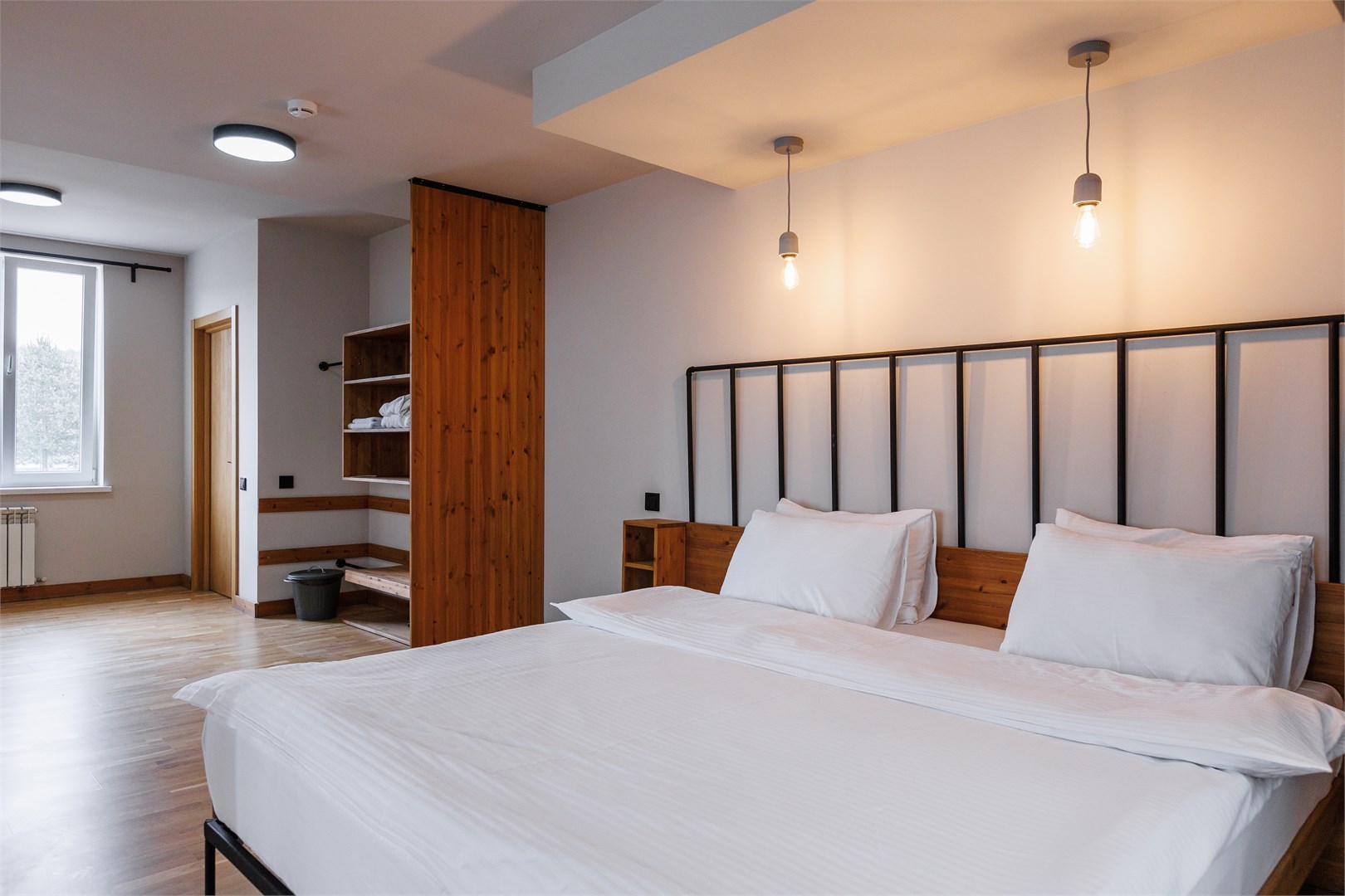 Семейный базовый номер с видом на озеро в Шесть Озер